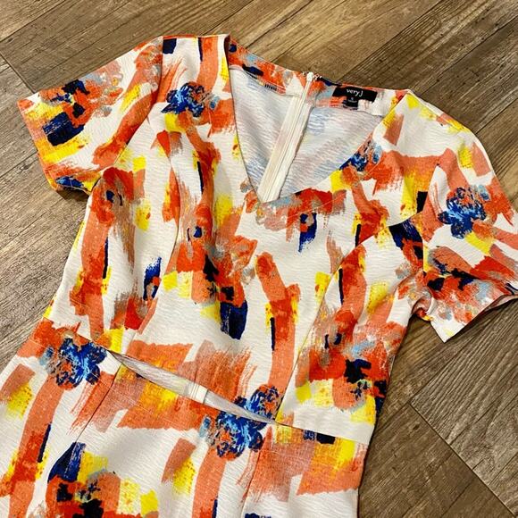 NEW Very J Cutout Abstract Mini Dress Size Small - Picture 3 of 12